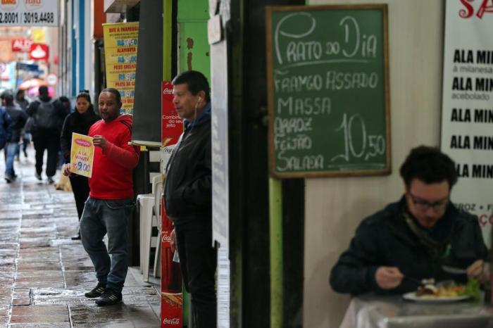 10 xis para matar a fome em Porto Alegre