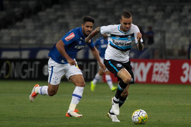 Grêmio segue com tabu de 18 anos sem vitória contra o Cruzeiro no Mineirão