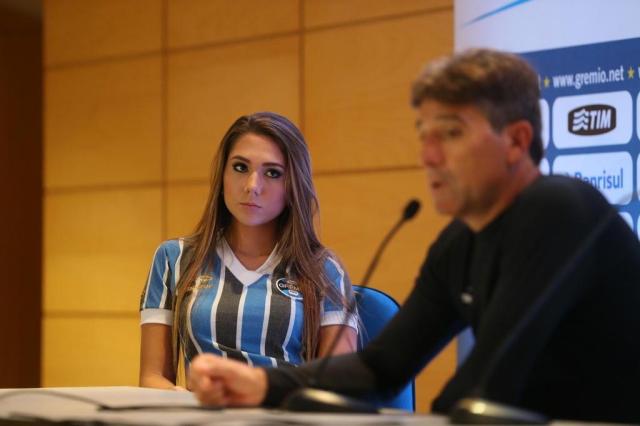 Carol Portaluppi fala sobre relação com Renato: "Dou pitaco e pedi entrada do Everton"