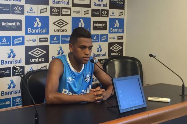 Pedro Rocha sobre disputa com Éverton: Se Renato está optando por mim, é porque ele confia