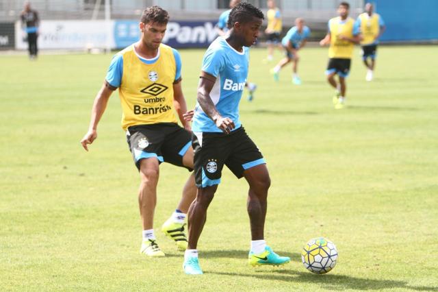 Com reservas, Grêmio enfrenta o Santa Cruz antes da decisão da Copa do Brasil