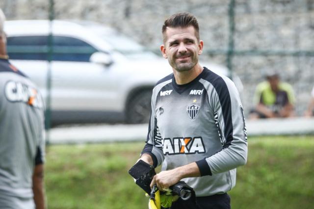 Direção do Grêmio esclarece por que não foi à Fifa cobrar dívida do Atlético-MG por Victor