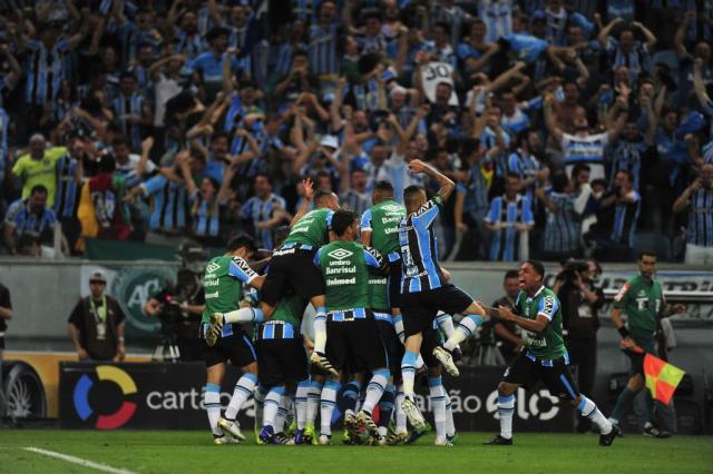 Projeto Libertadores ficará comprometido se Grêmio não buscar reforços, dizem analistas