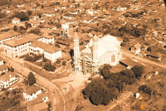 Studio Geremia / acervo Arquivo Histórico Municipal João Spadari Adami