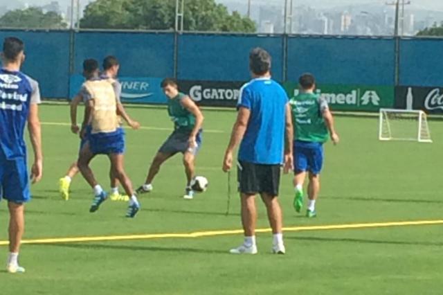 Renato comanda primeiro treino com bola do Grêmio na pré-temporada