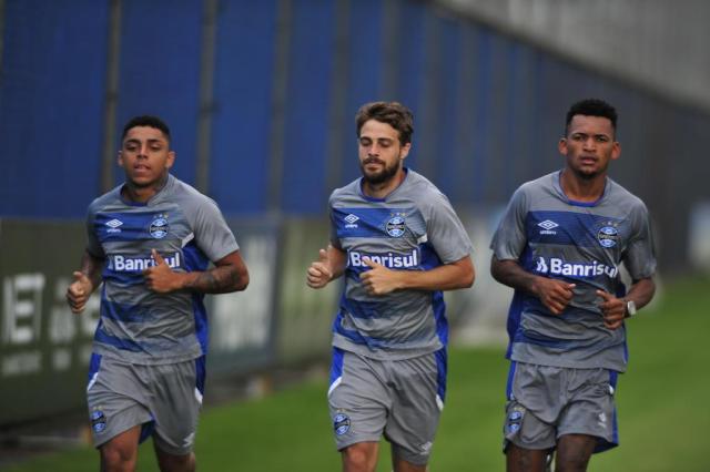 Jailson exalta concorrência no grupo: O Grêmio vai ganhar com os reforços