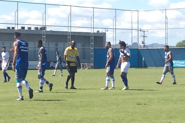 Gringos, maestro e artilheiro: os destaques do Grêmio contra o Aimoré