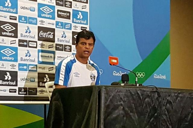 Auxiliar avalia derrota do Grêmio para o Flamengo: Serviu para algumas avaliações