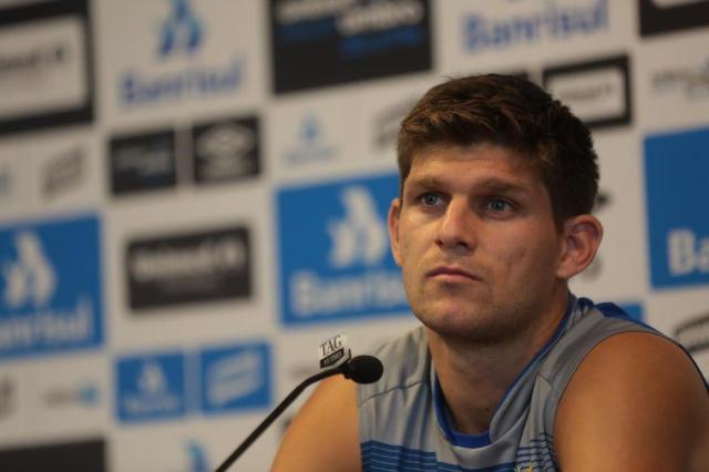 Com ajustes necessários no Grêmio, Kannemann diz: Ainda não pensamos na Libertadores