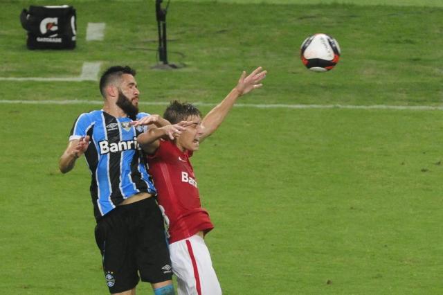 Jogadores do Grêmio citam lição do Gre-Nal para a Libertadores