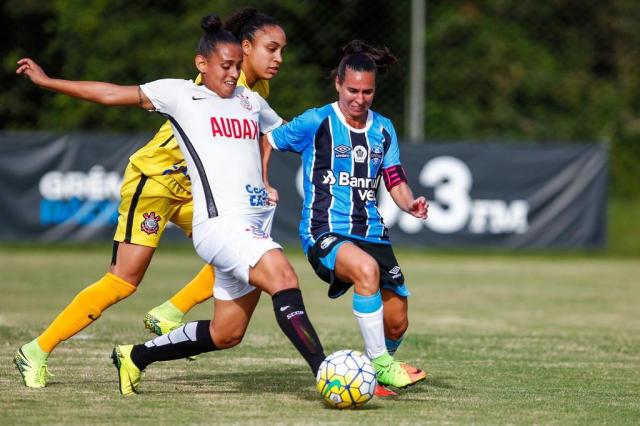 Grêmio é goleado pelo Corinthians e perde a primeira no Brasileiro Feminino