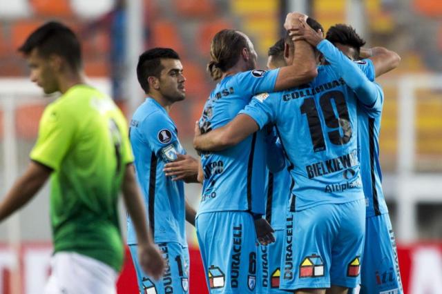À espera do Grêmio, Iquique empata pelo campeonato chileno