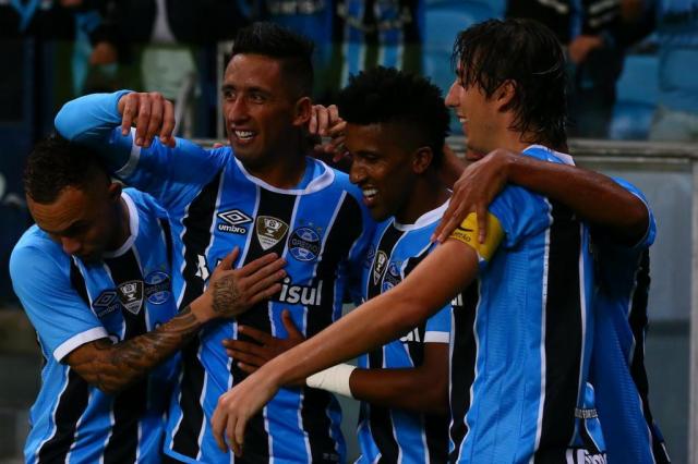 Geromel valoriza vantagem, mas alerta para riscos da Copa do Brasil: Ainda não temos nada ganho