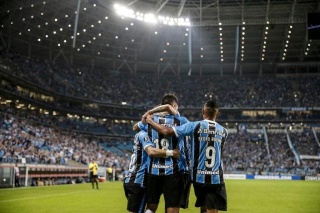 Grêmio deu espetáculo na Arena