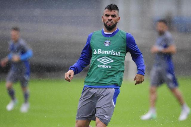 Teste definirá volta de Bolaños, Maicon e Edílson contra o Vasco