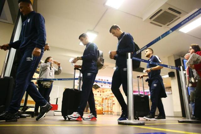 Aeroporto fechado, negociação com a CBF, encontro de delegações: os  bastidores de um jogo adiado