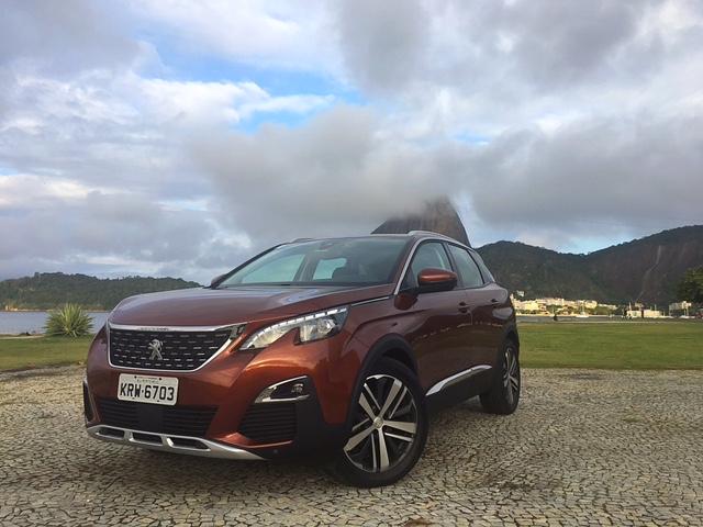 Peugeot 3008, a beleza francesa na garra do leão