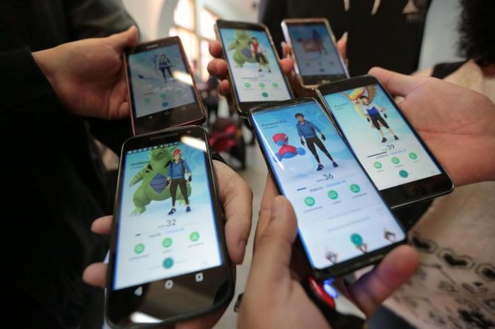 Um ano após ser lançado, 'Pokémon Go' recebe as primeiras