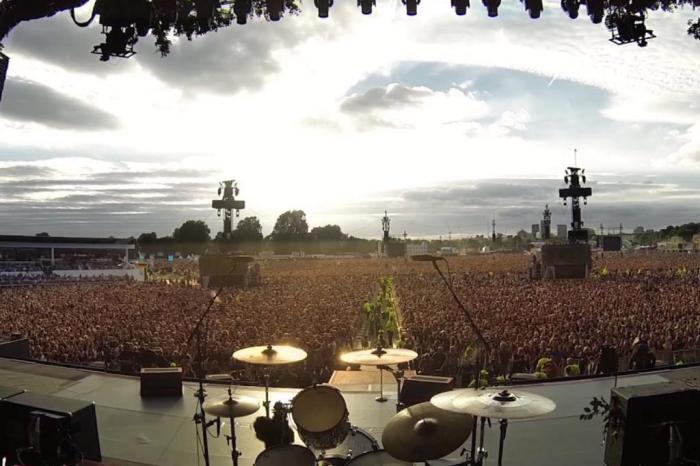 VÍDEO: fãs de Green Day dão show cantando "Bohemian Rhapsody", do Queen