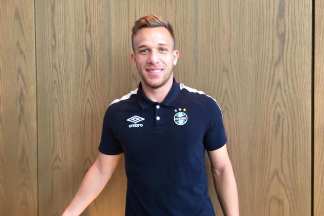 É preciso esquecer o Corinthians um pouco e focar no São Paulo, diz Arthur