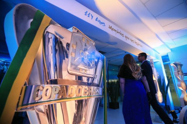 Grêmio comemora 114 em festa com homenagens e sonho do Tri da América